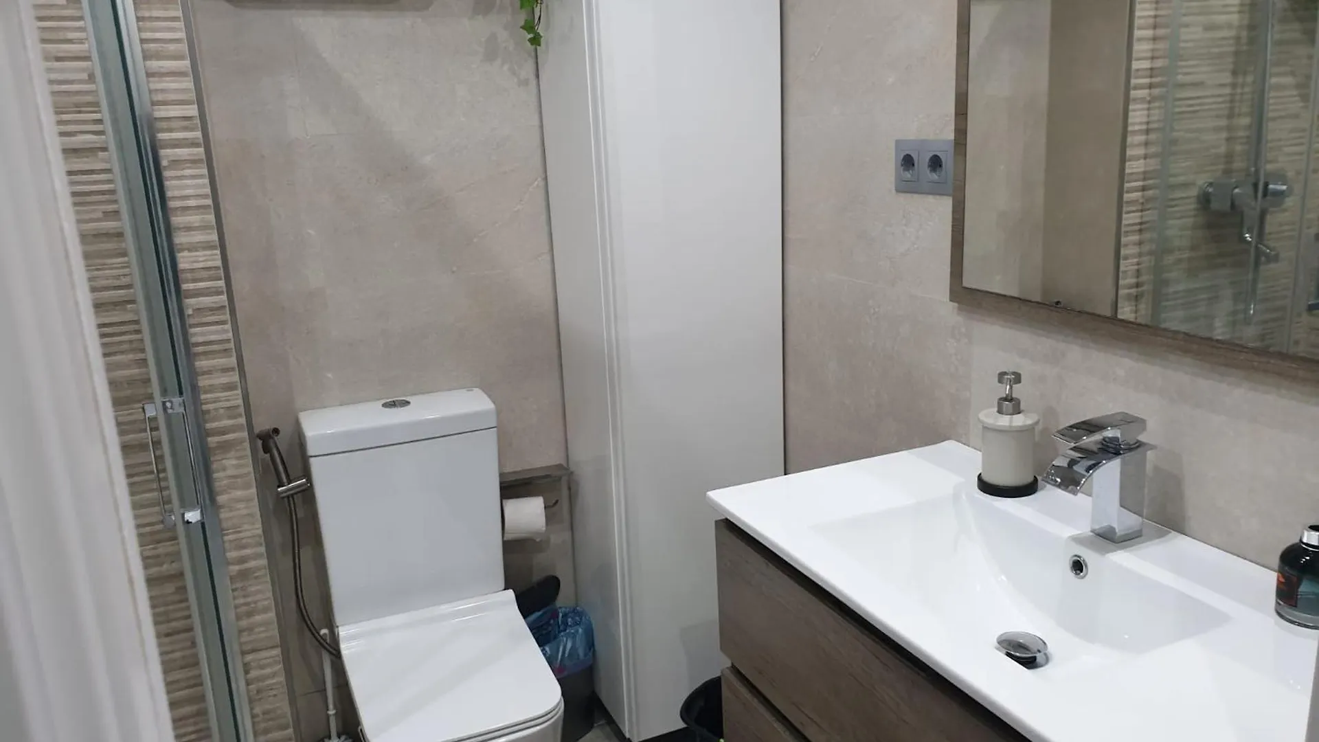 شقة Apartamento Moderno Centrico فوينخيرولا إسبانيا